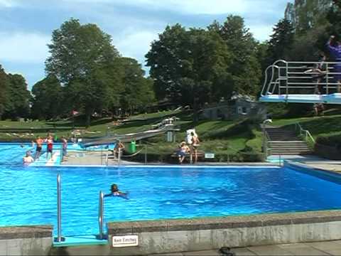 GÄUBOTE: Klamottenschwimmen 2011