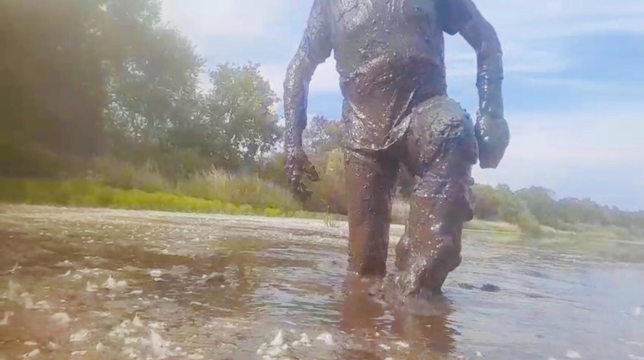 Mudwalk 003