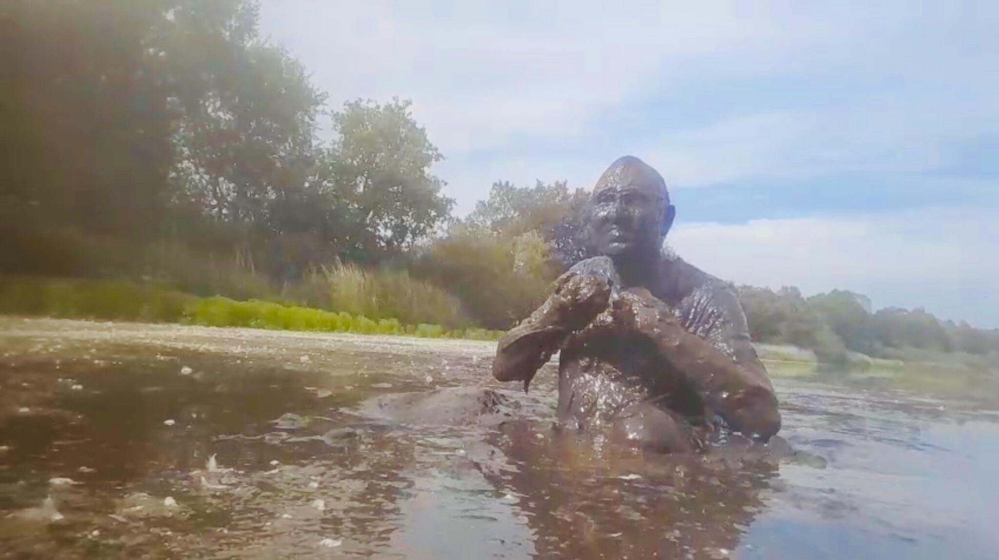 Mudwalk 005